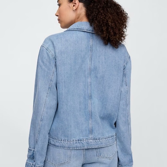 GAP Women's Classic Blue Utility Jacket - Picture 2 of 5